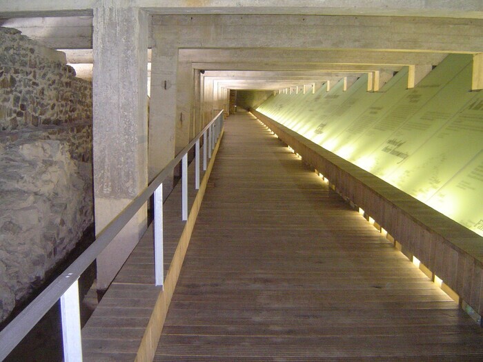 Visite guidée à deux voix du Mémorial de l'abolition de l'esclavage