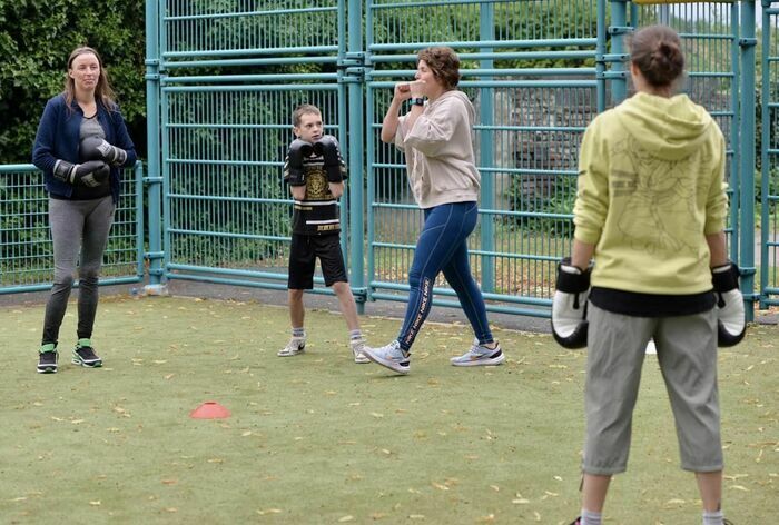 Cardio boxe en Famille Du 2/10/2024 au 28/5/2025