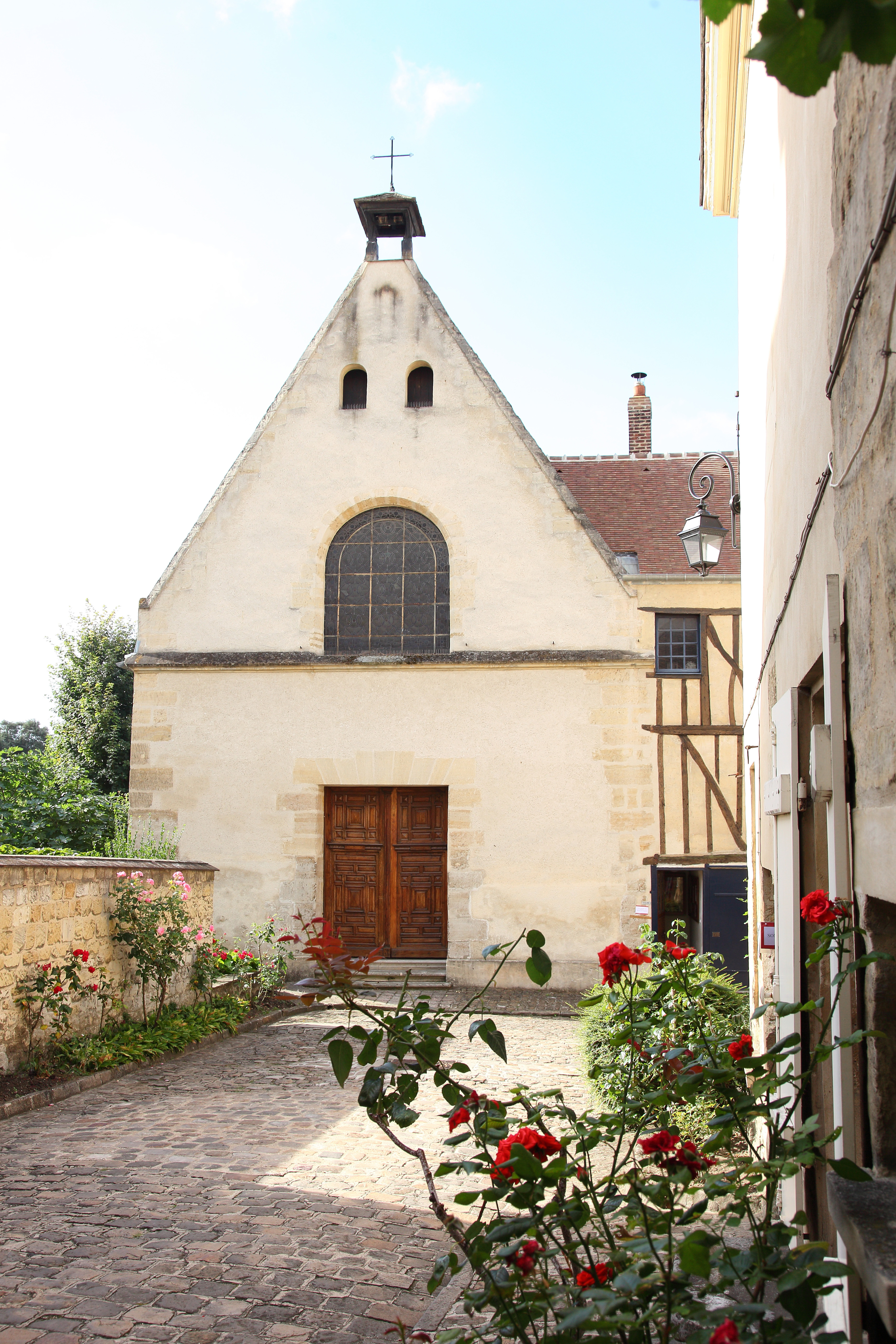 Présentation des cartes anciennes et vente de produits artisanaux du Carmel de Pontoise