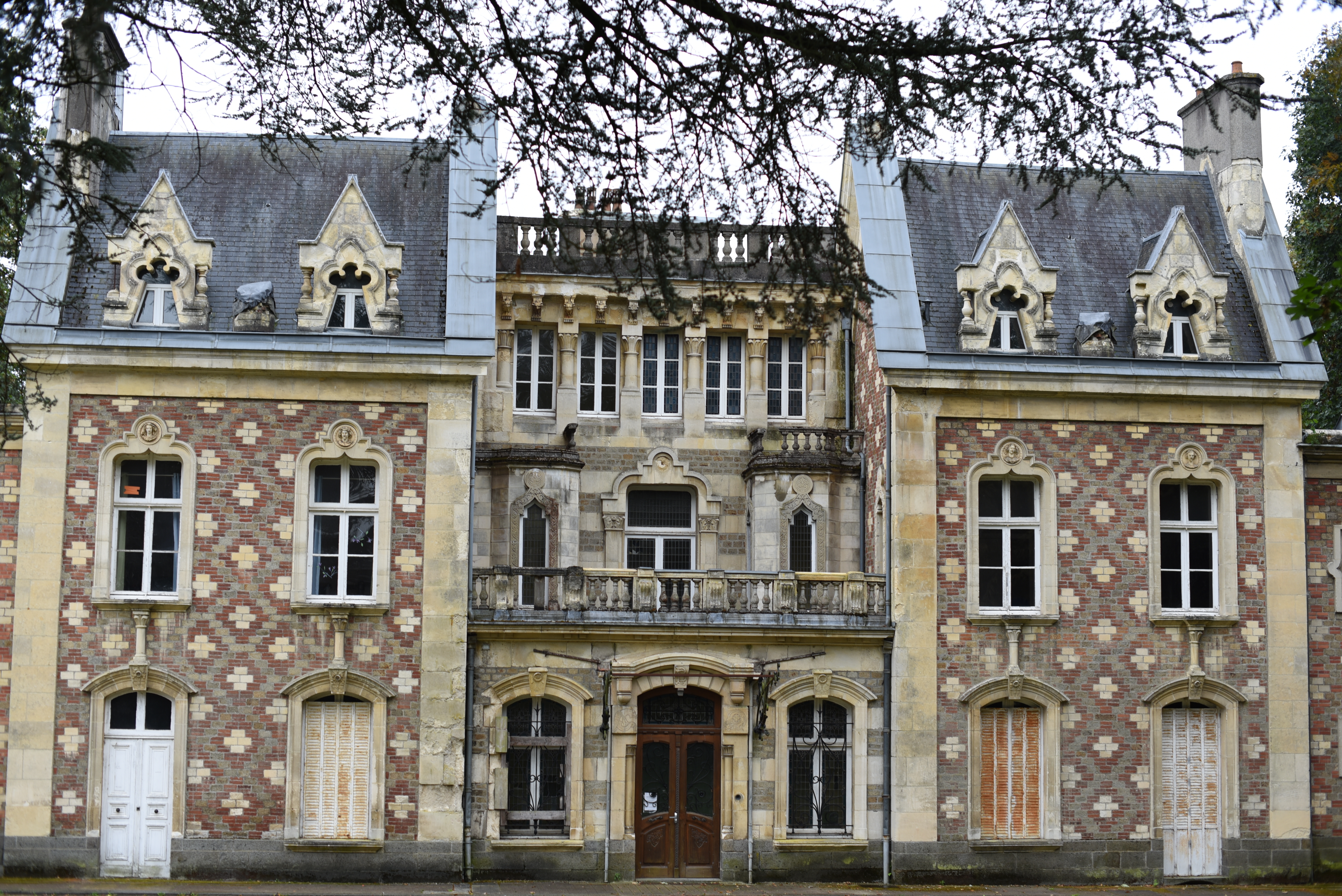 Visite guidée: exploration des lieux qui ont façonné Flers