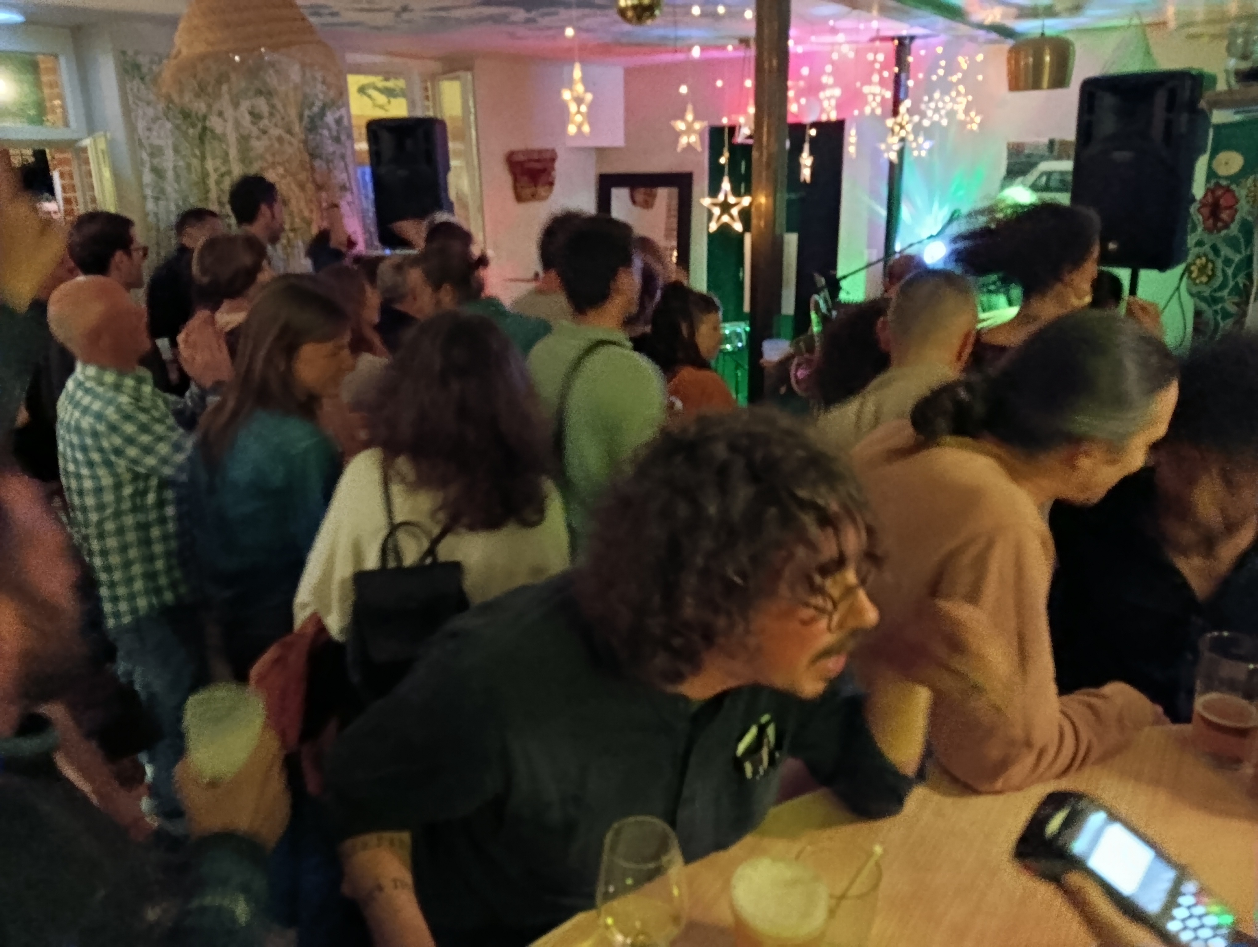 Apéro Et pendant ce temps-là... les parents trinquent
