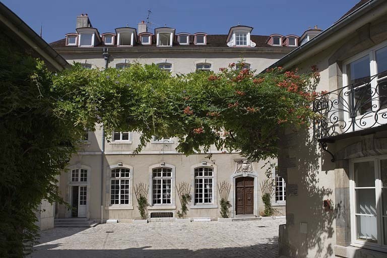 Visite guidée du Conseil régional de Bourgogne-Franche-Comté, hôtel de Grammont, à Besançon
