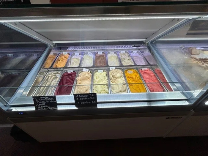 Les "coulisses gourmandes", chez le glacier artisanal "La Frisquette"