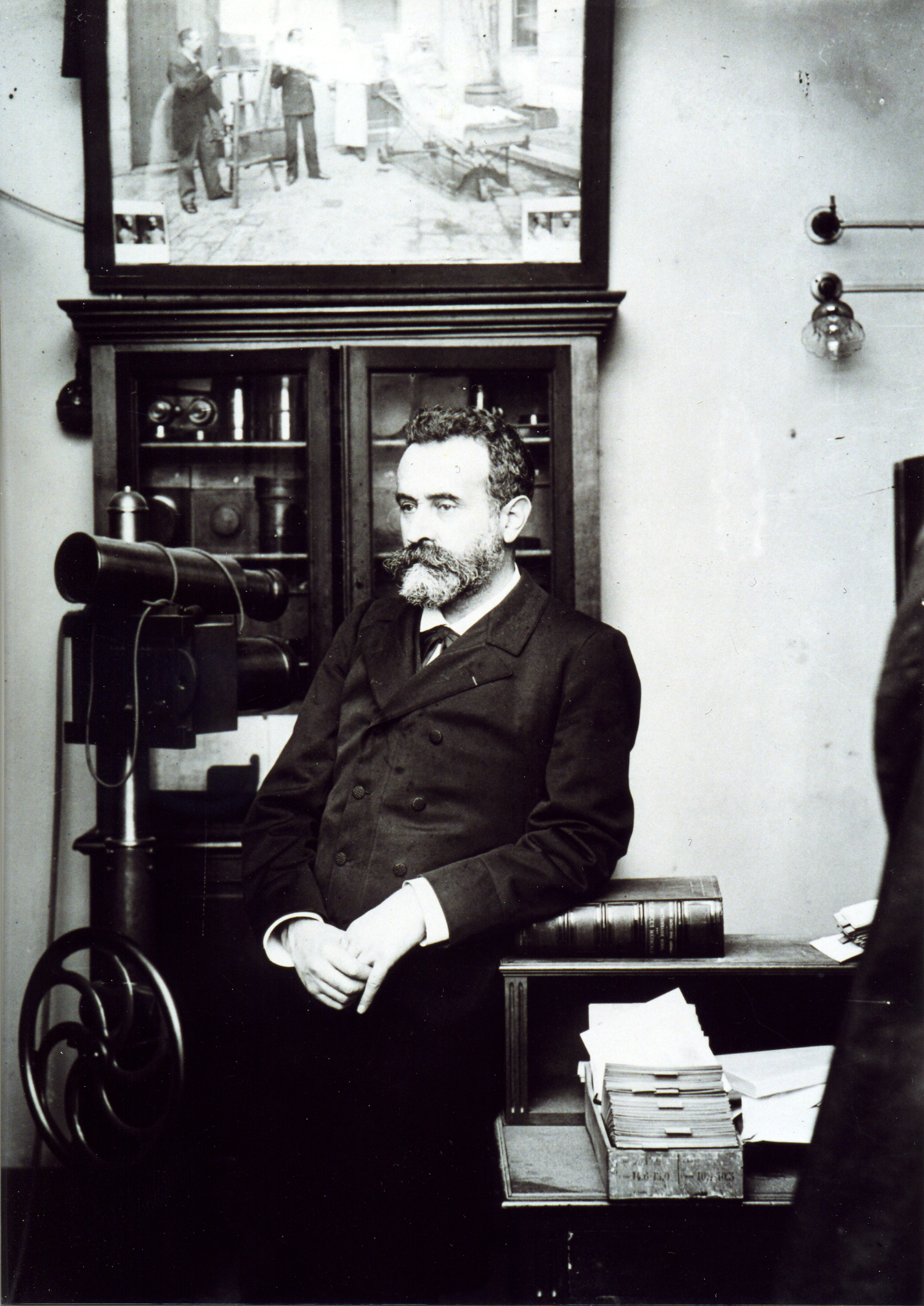 Exposition La science à la poursuite du crime. Alphonse Bertillon, pionnier des experts policiers.
