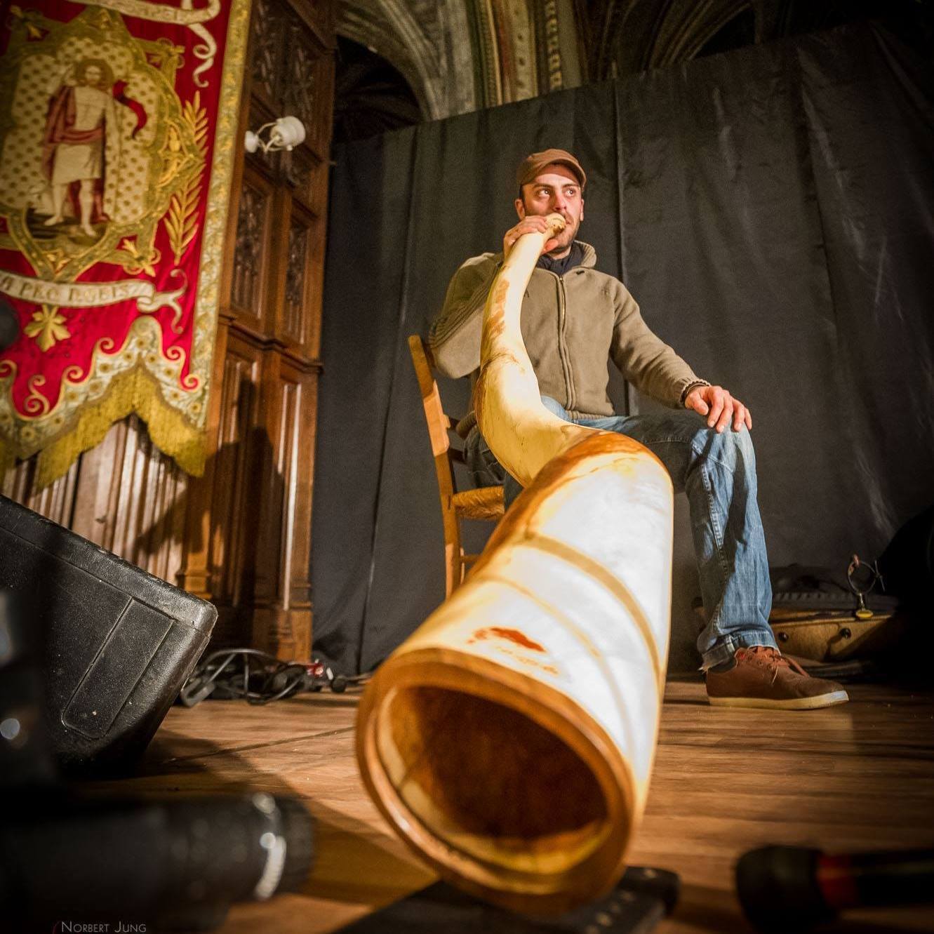 Initiation, découverte & relaxation au son du didgeridoo
