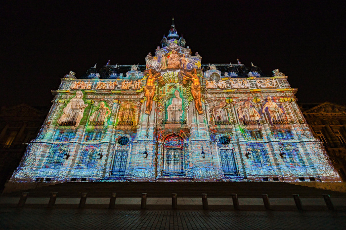 Visite guidée des projections des Nuits des Arts Lumineux