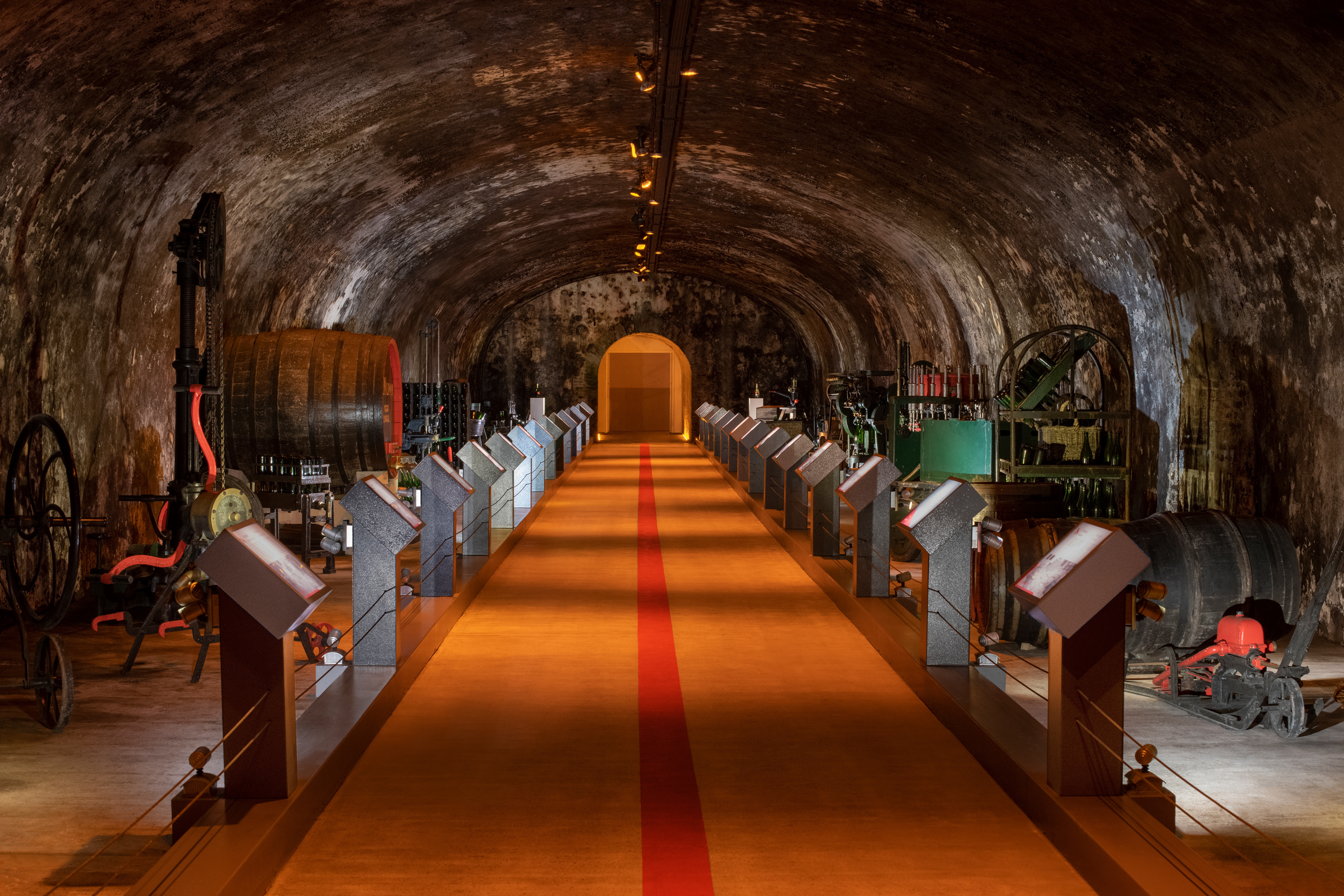 Visite guidée sur l'histoire de Georges Hermann Mumm et du Champagne