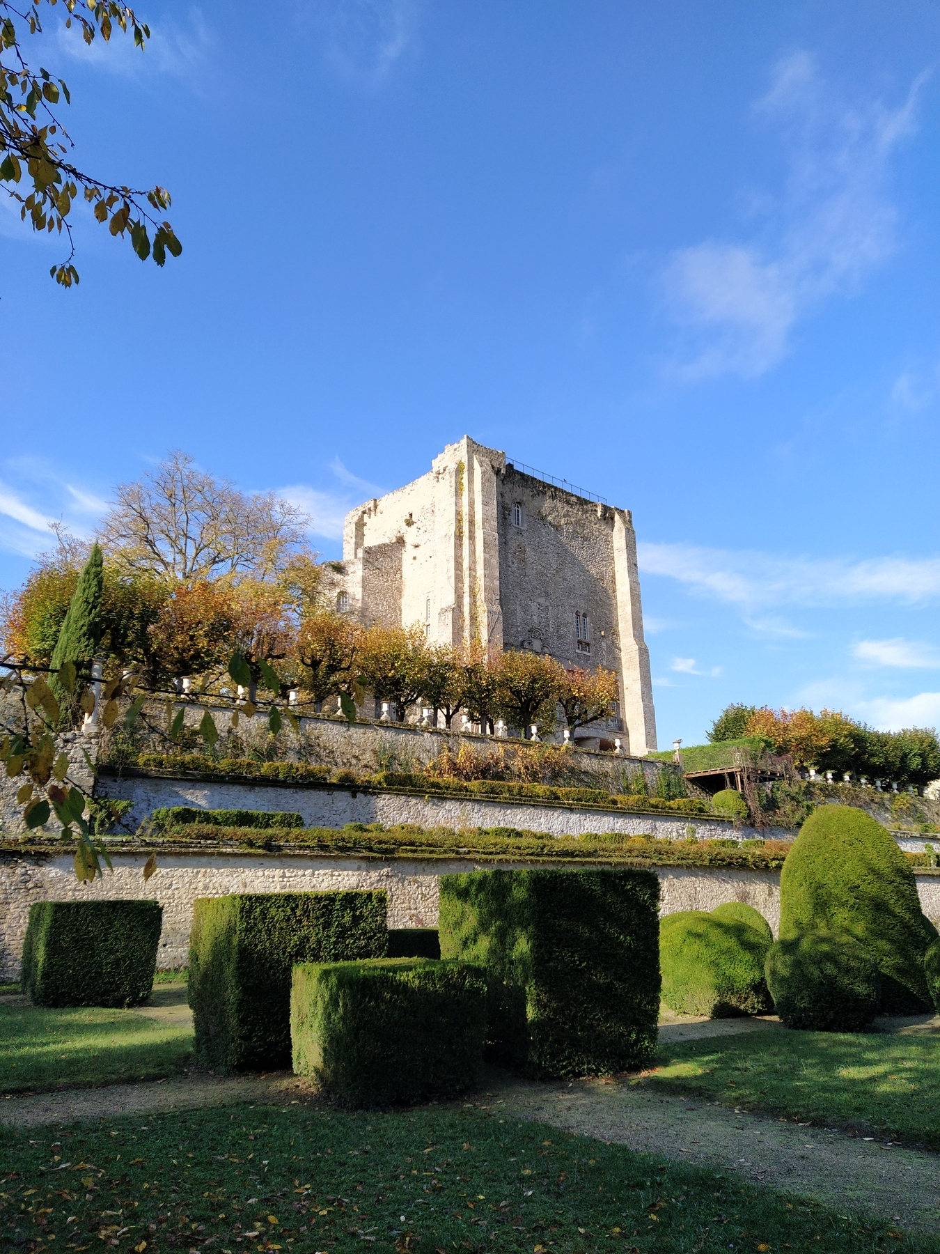 Le Donjon de Moret, visite d'une ancienne Demeure Royale