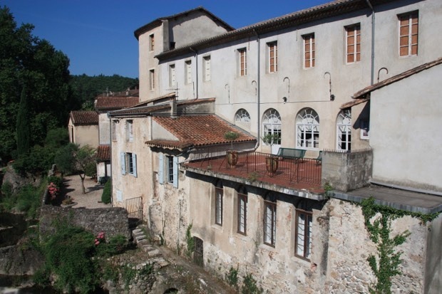 Regards croisés sur les Cévennes : deux siècles de photographies en pays viganais