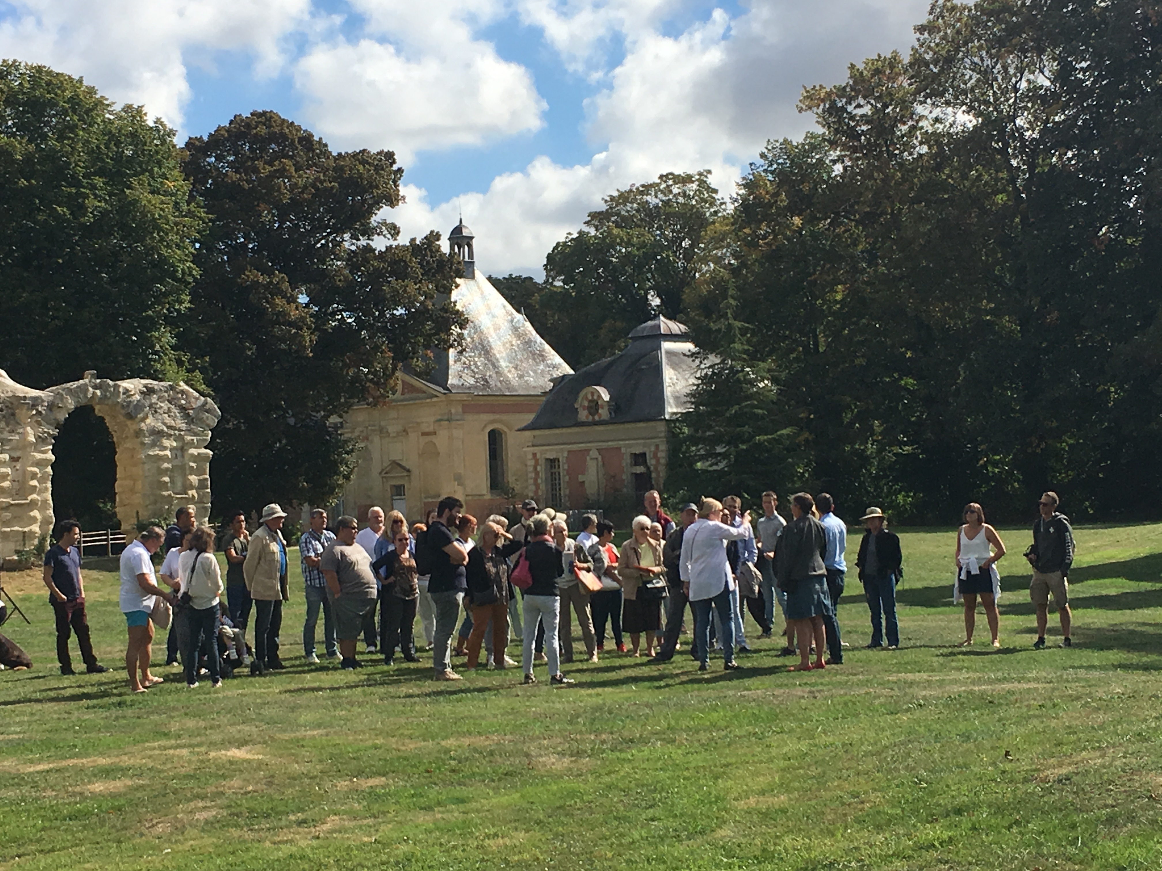 Visite libre des vestiges du Château Royal de Montceaux-Les-Meaux