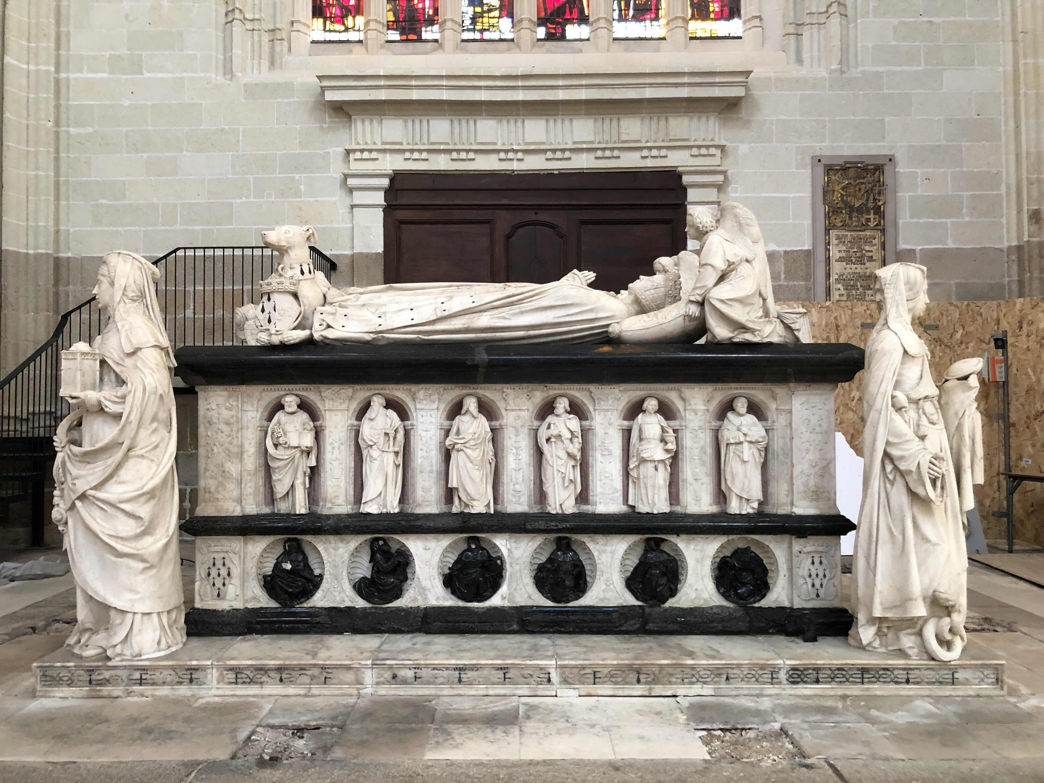La restauration du tombeau de François II et Marguerite de Foix