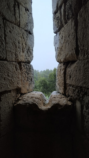 Démonstration : orientation des chapelles romanes vers la Vierge ?