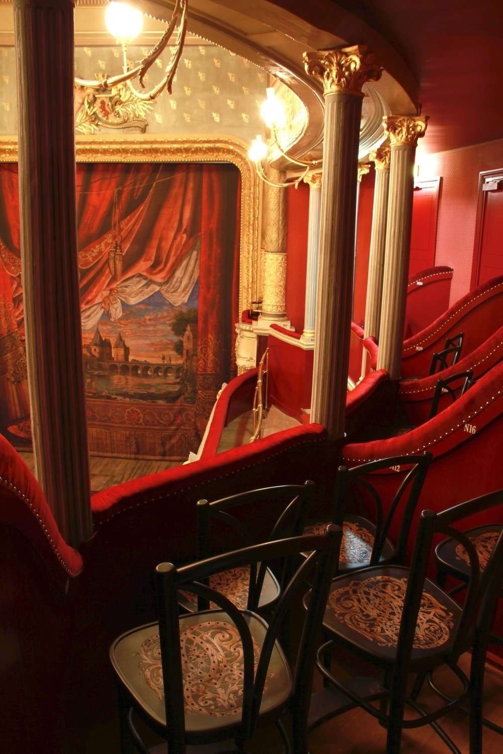Visite du Théâtre Blossac en famille