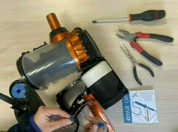 Venez avec un appareil à démonter ou diagnostiquer !