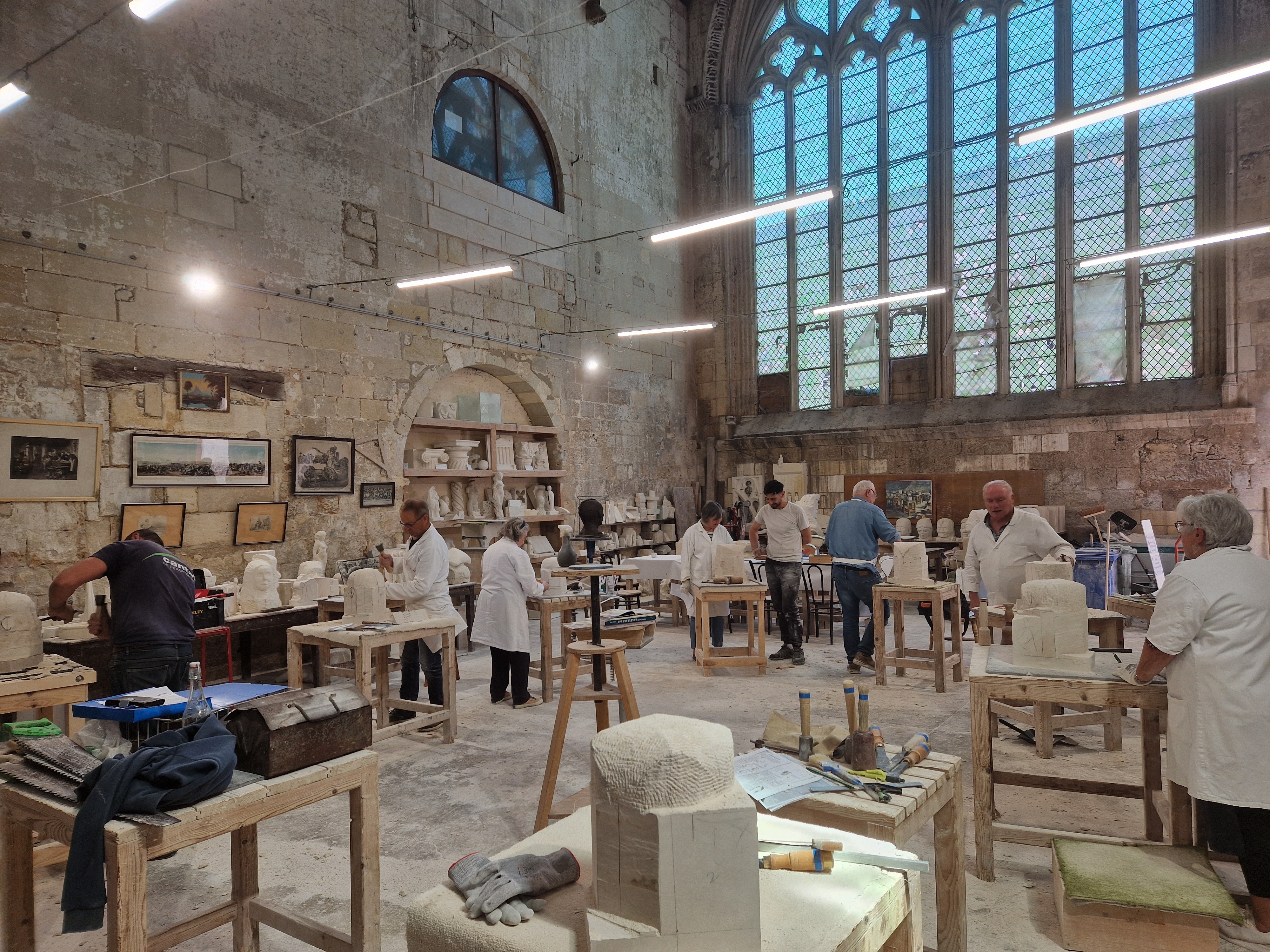 Découverte de l’atelier de sculpture sur pierre de Saintes