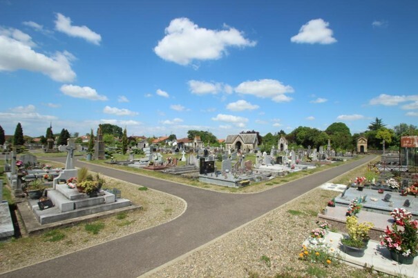 Visite historique du cimetière d'Aire-centre