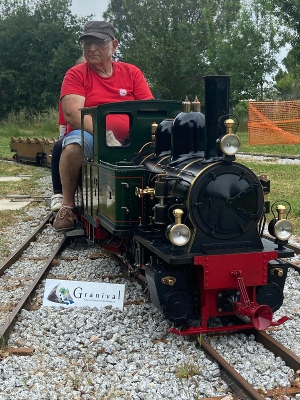 Le Petit Train à Vapeur