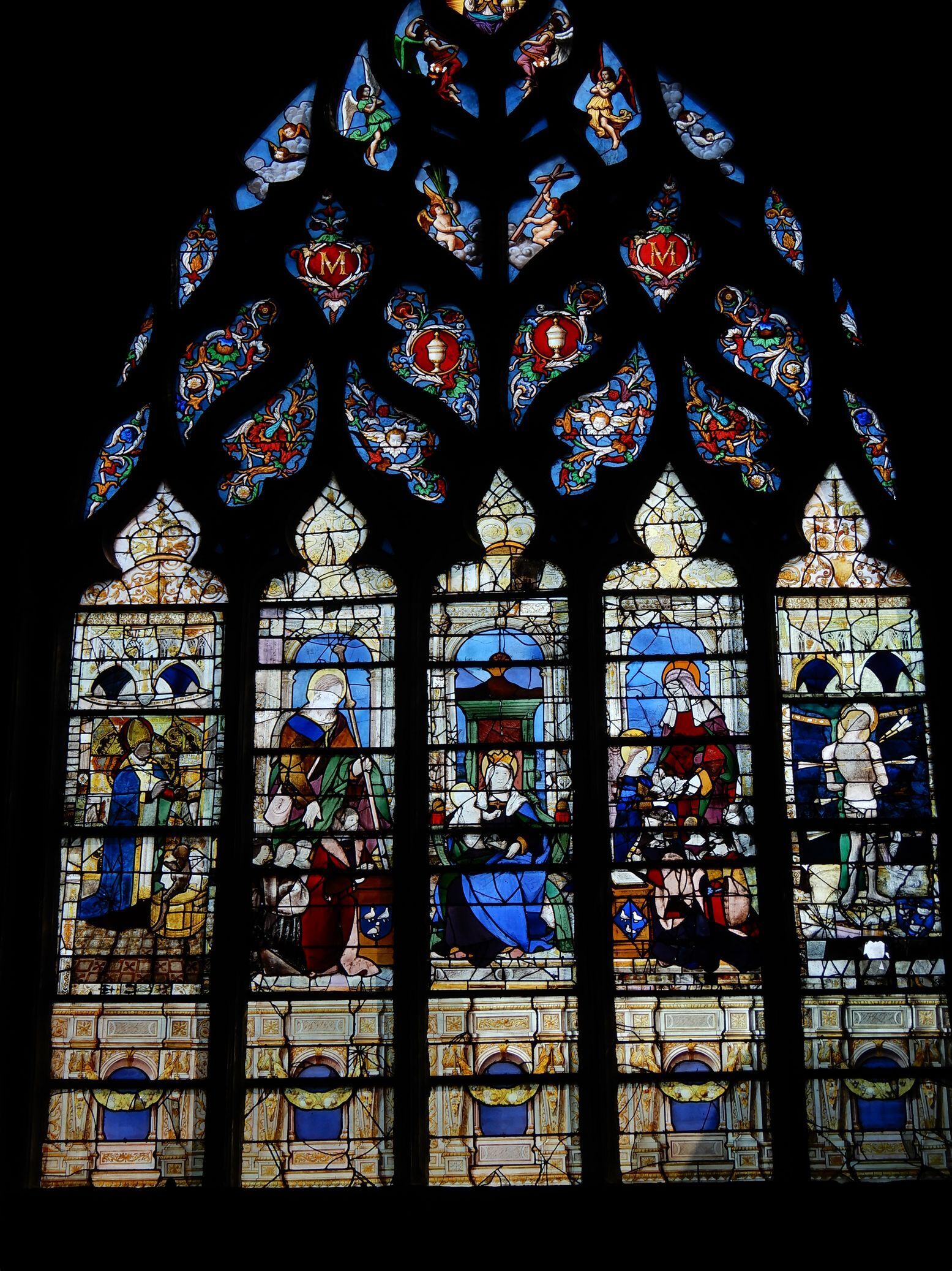 Le grand vitrail du chœur de l'église Sainte-Madeleine raconté aux enfants