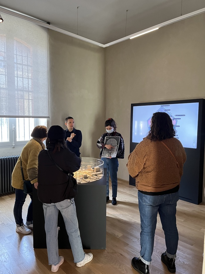 Visite guidée accompagnée d’un interprète en langue des signes française