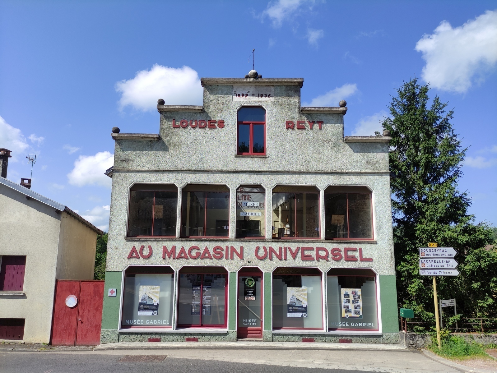 Exposition : la renaissance du Magasin Universel de Latronquière