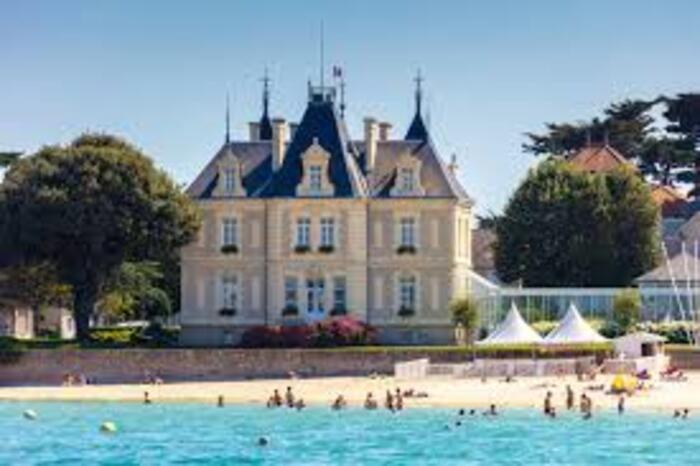 Visite commentée de l'hôtel de ville du Pouliguen