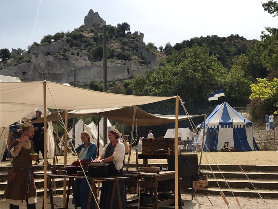 Campement médiéval - Artisanat et armement