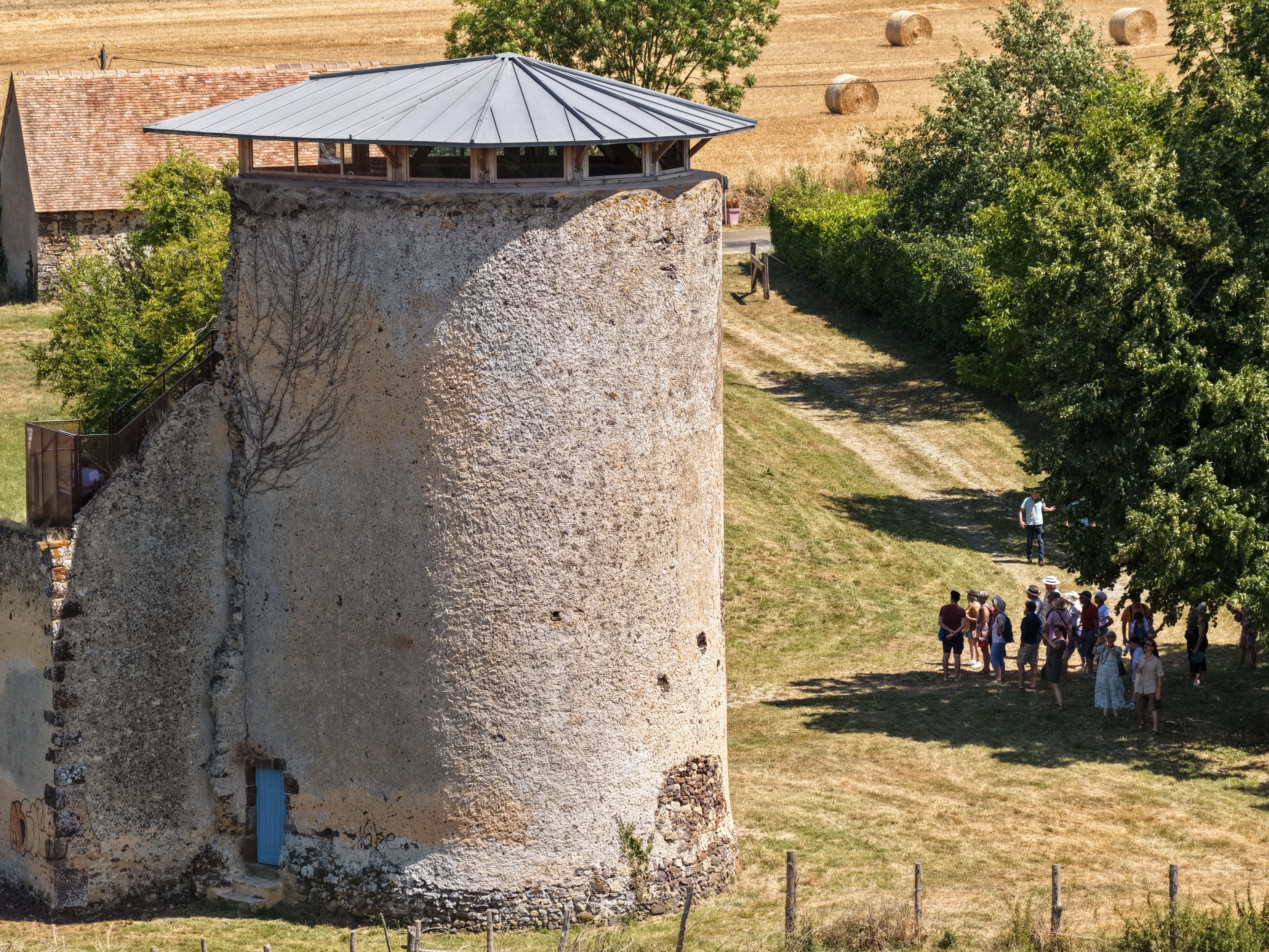 Visite de la cour du Tronchet