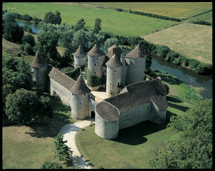 Visite libre et guidée du château de Forges - Monument Historique  à Concremiers