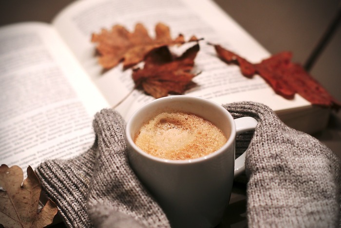 Café Noir à la bibliothèque