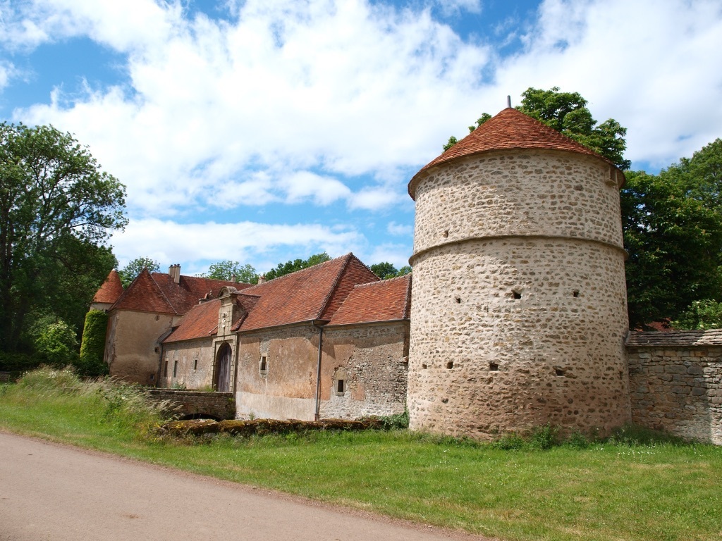 Visite guidée de l'intérieure et libre du parc du Château de Promenois