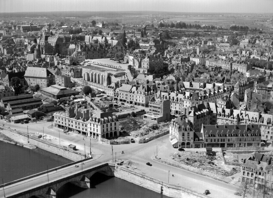 Visite guidée « La reconstruction de Blois »