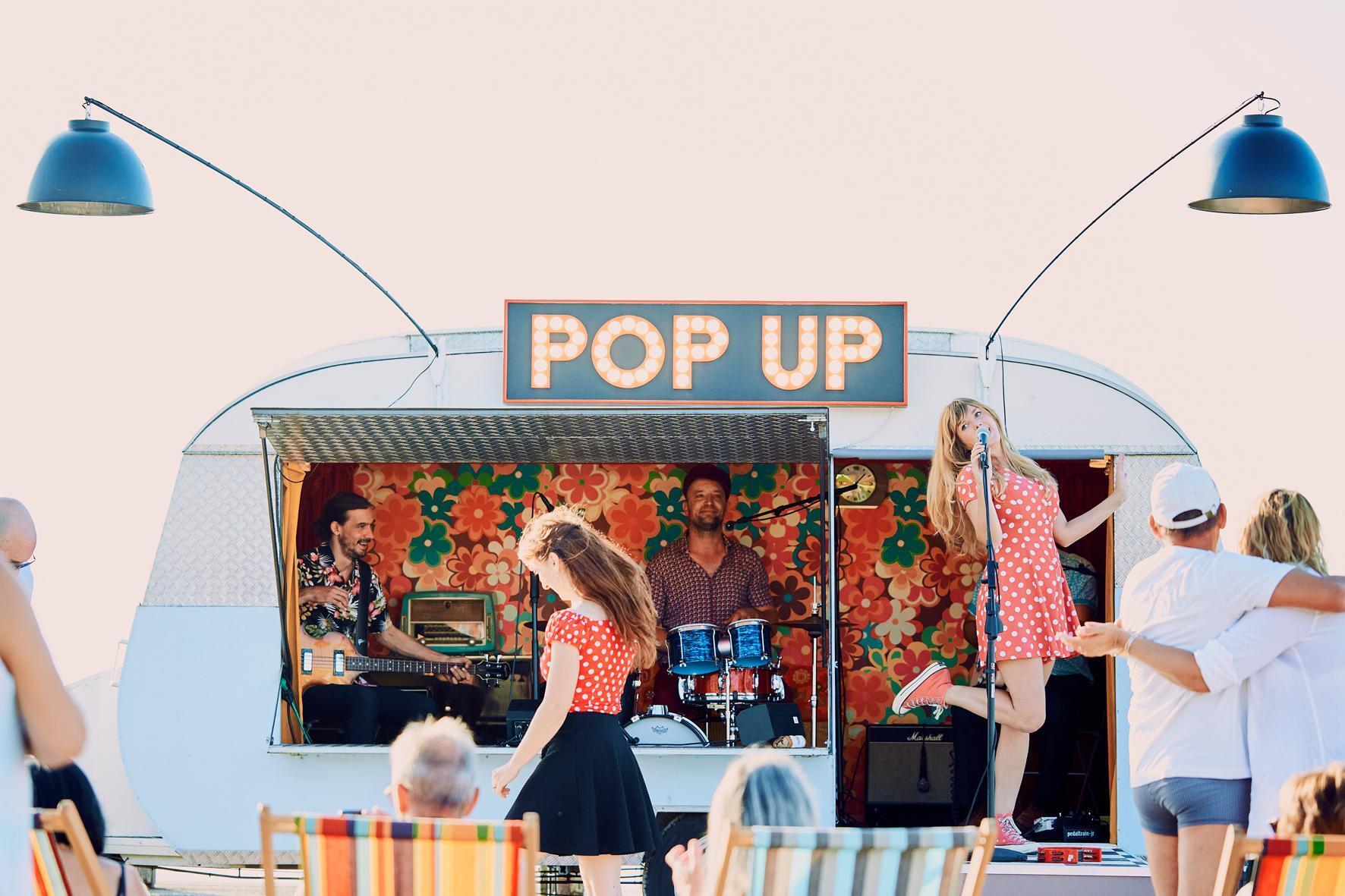 Monokini en Pop Up