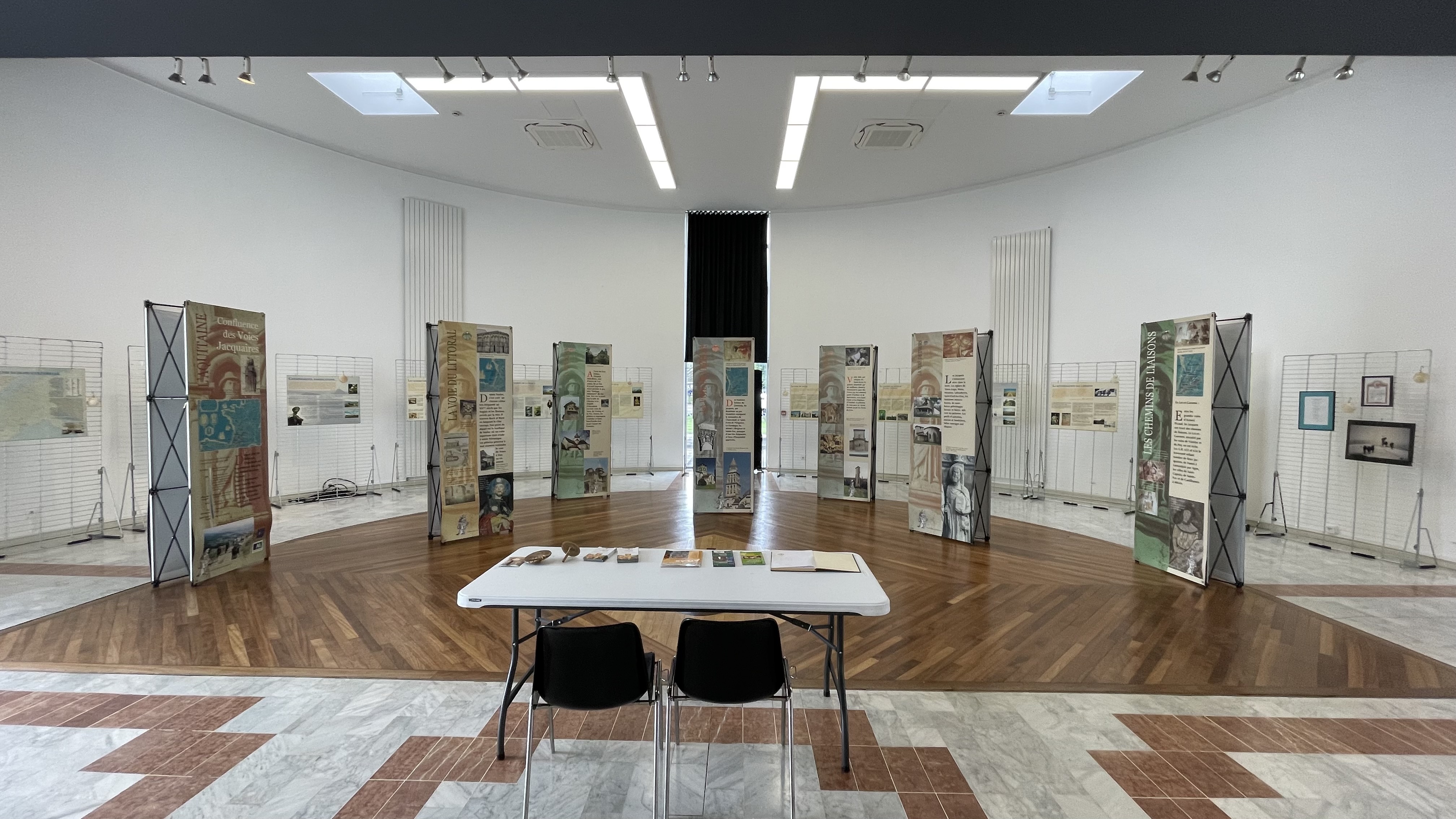 [Exposition] Le pèlerinage à Saint-Jacques-de-Compostelle : de l'histoire générale à la déclinaison en Aquitaine