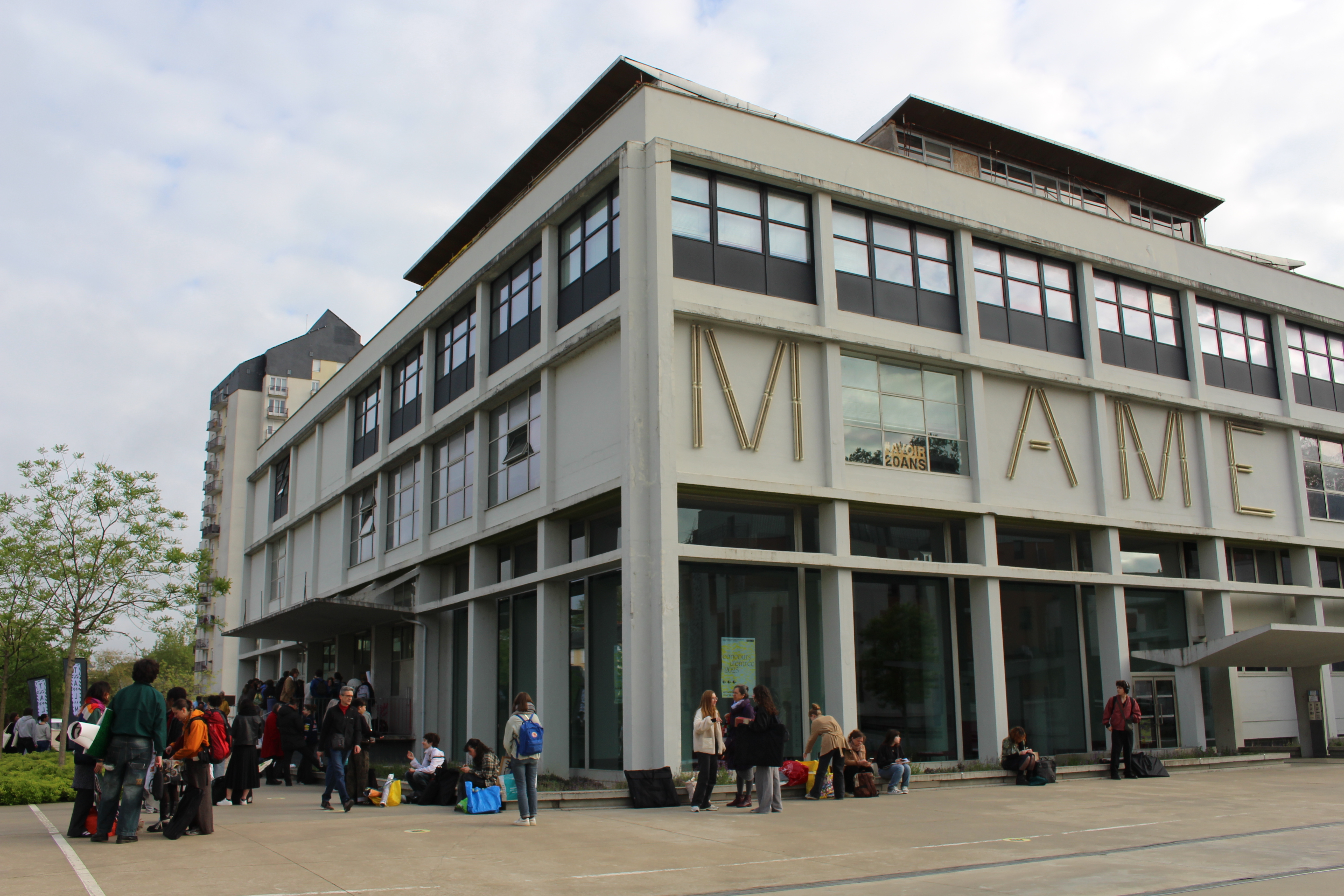 Visites guidées de l'École supérieure d'art et de design TALM-Tours