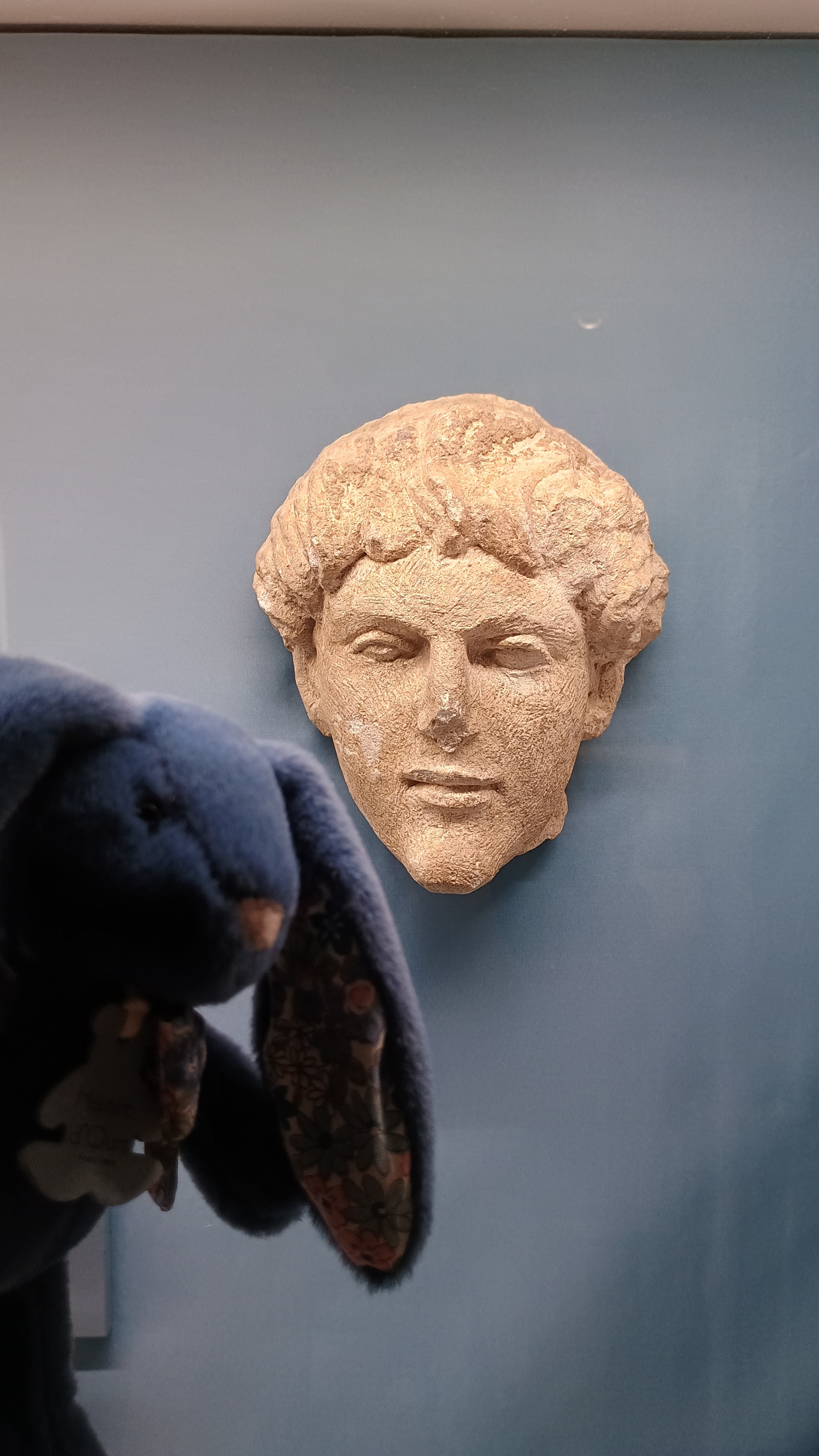 Les doudous visitent le musée !