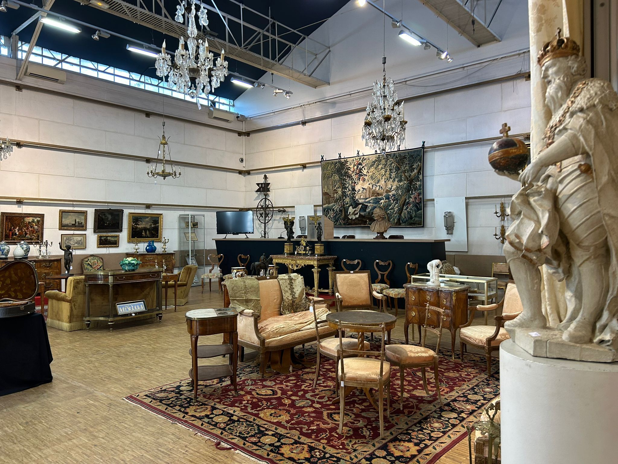 Visite d’une maison de ventes aux enchères
