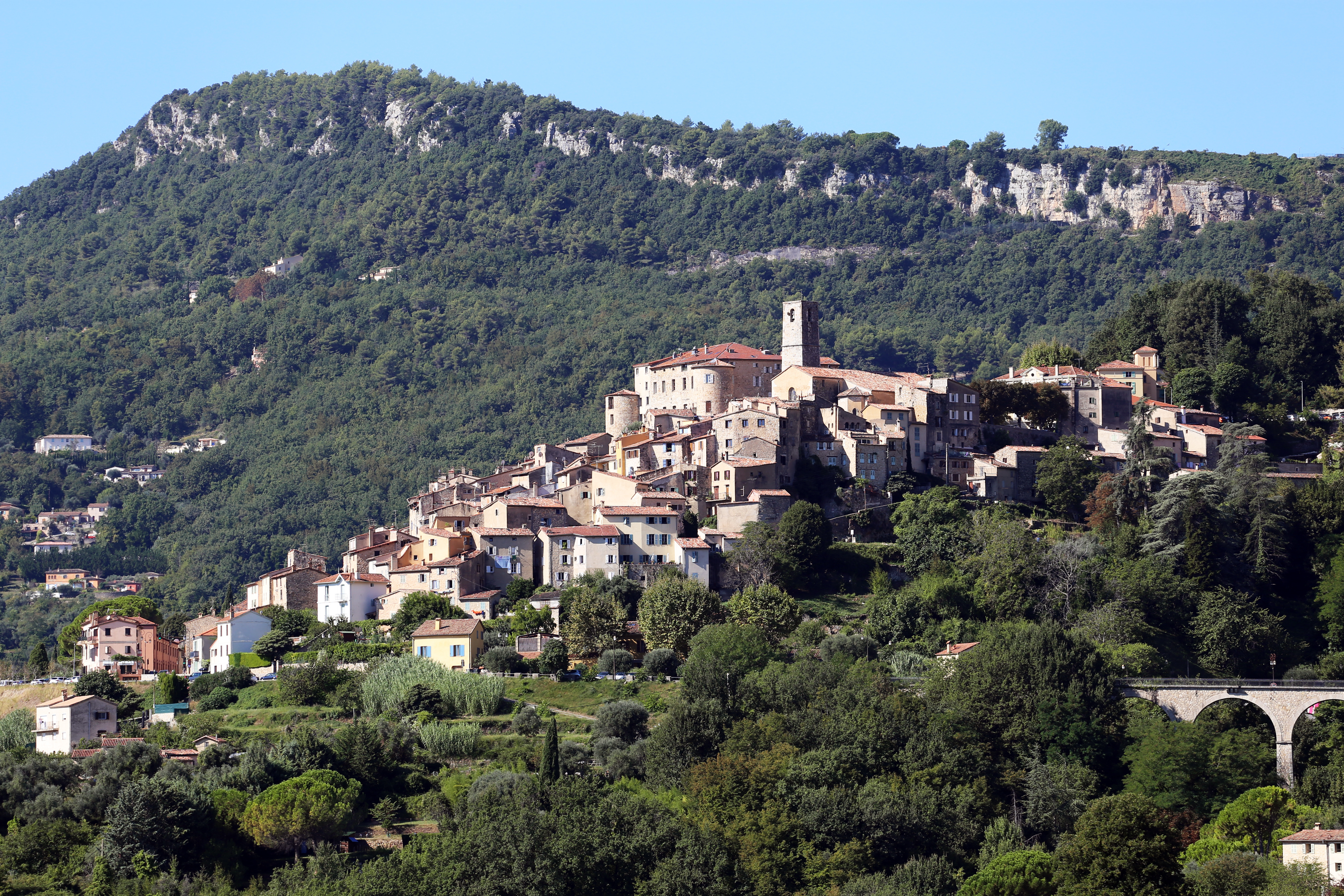 Visite guidée du village du Bar-sur-Loup