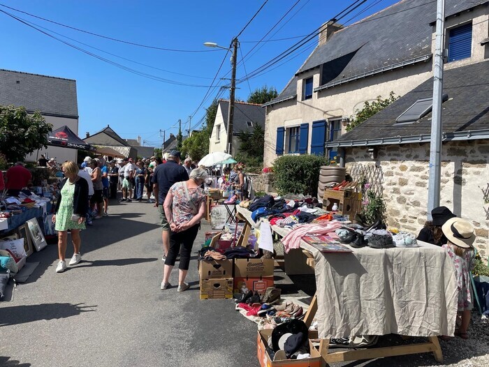 Vide-greniers du village de Queniquen