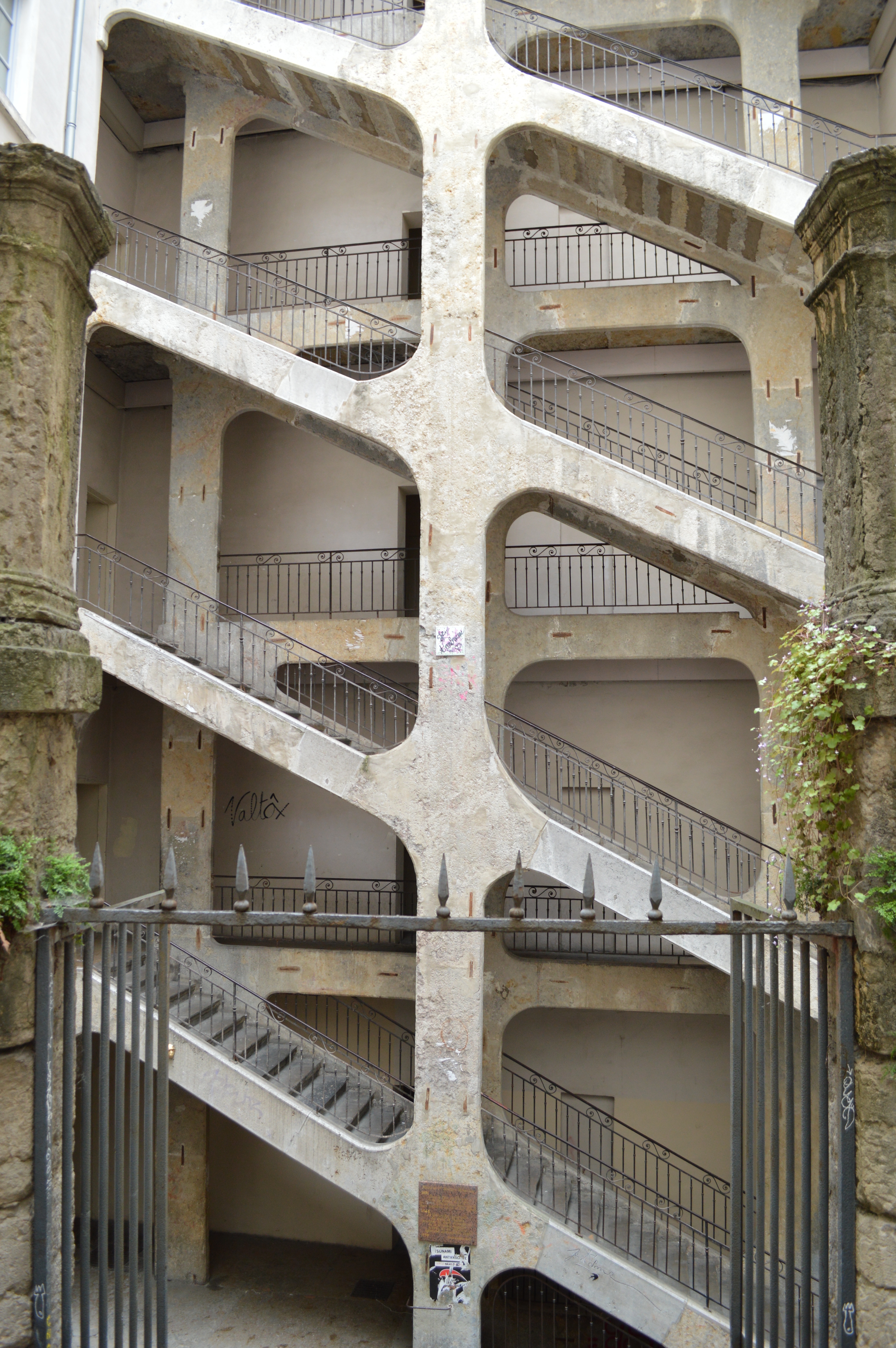 Démonstration de tissage et visite des traboules de la Croix-Rousse