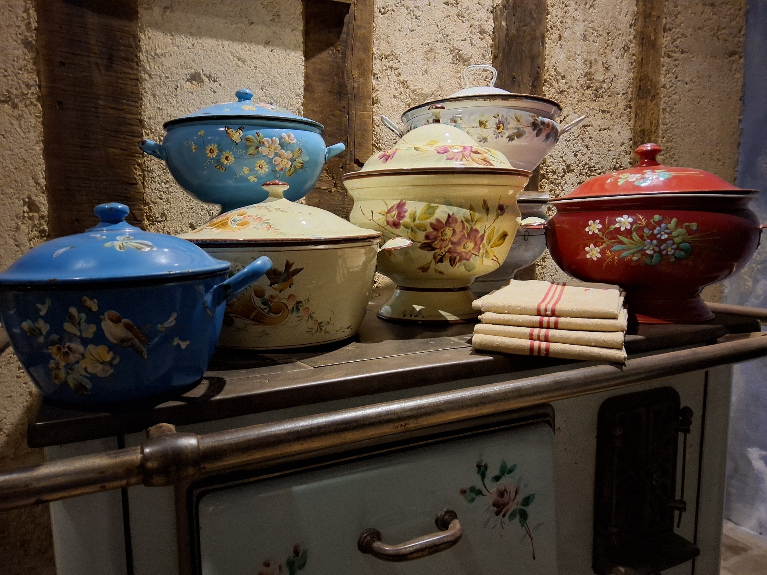 Soupières en folie