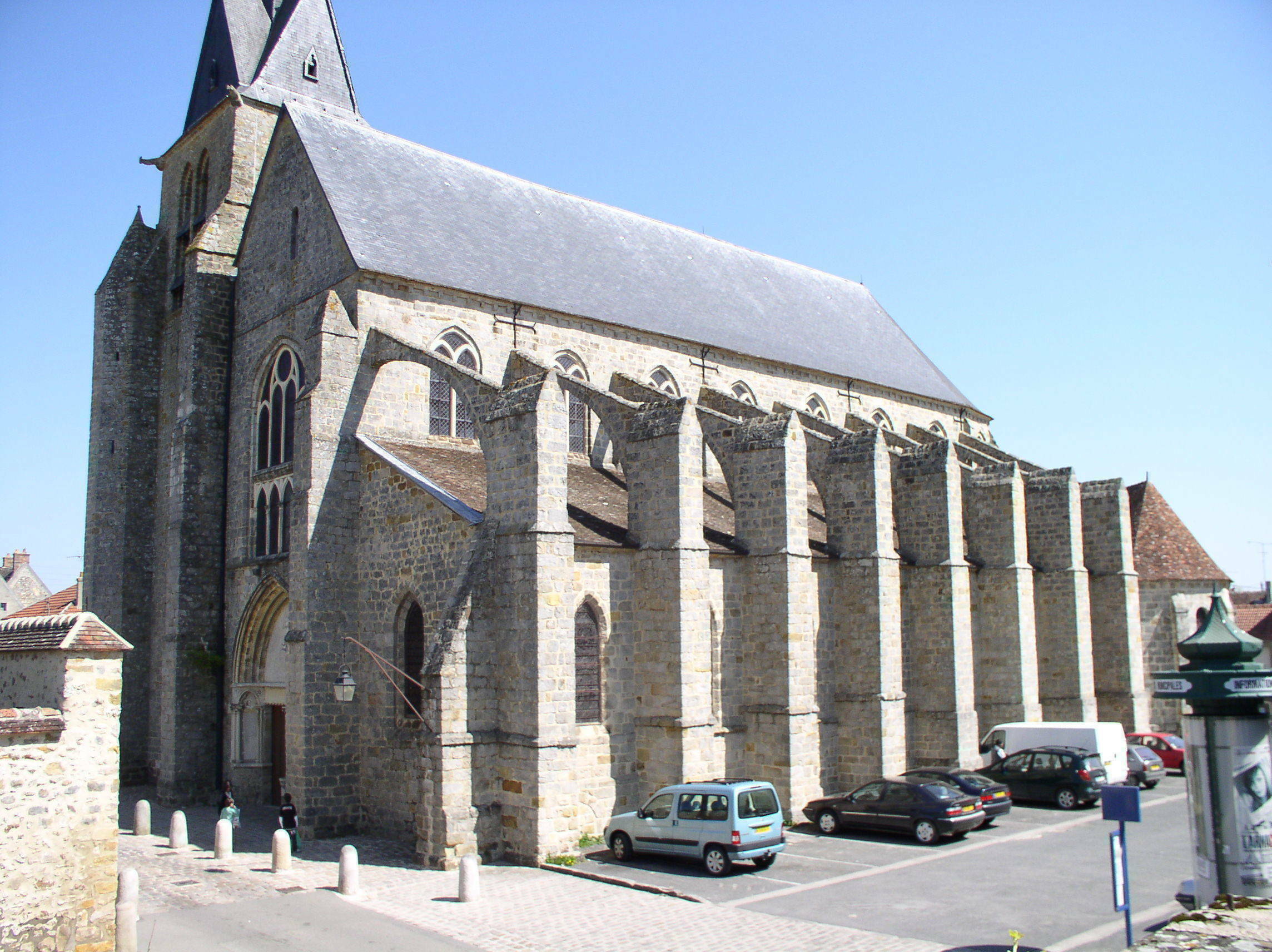 Église Saint-Martin-et-Saint-Magne