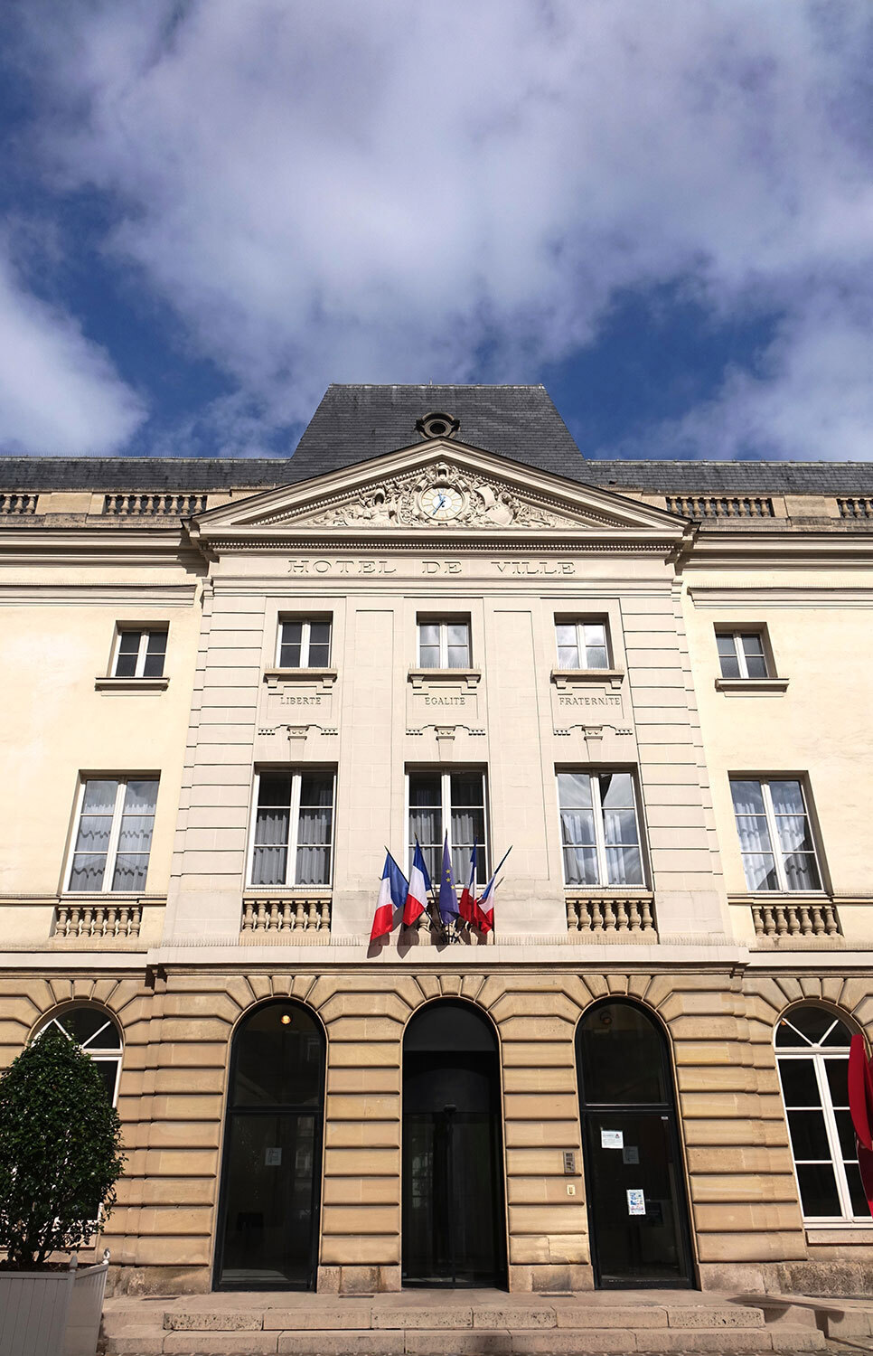 Visite libre de l'Hôtel de ville d'Issy-les-Moulineaux