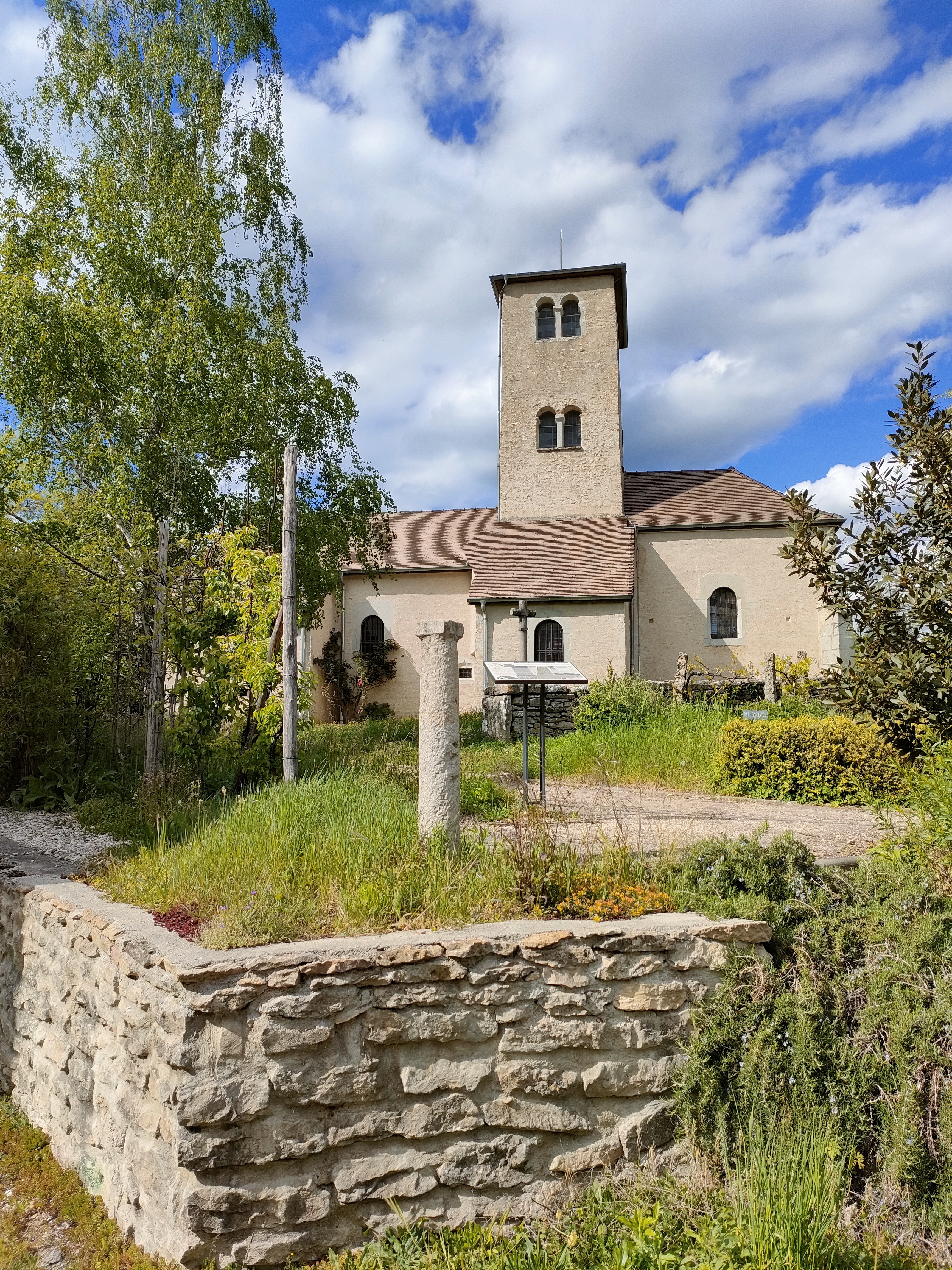 Visite de l'église romane du 13ème siècle
