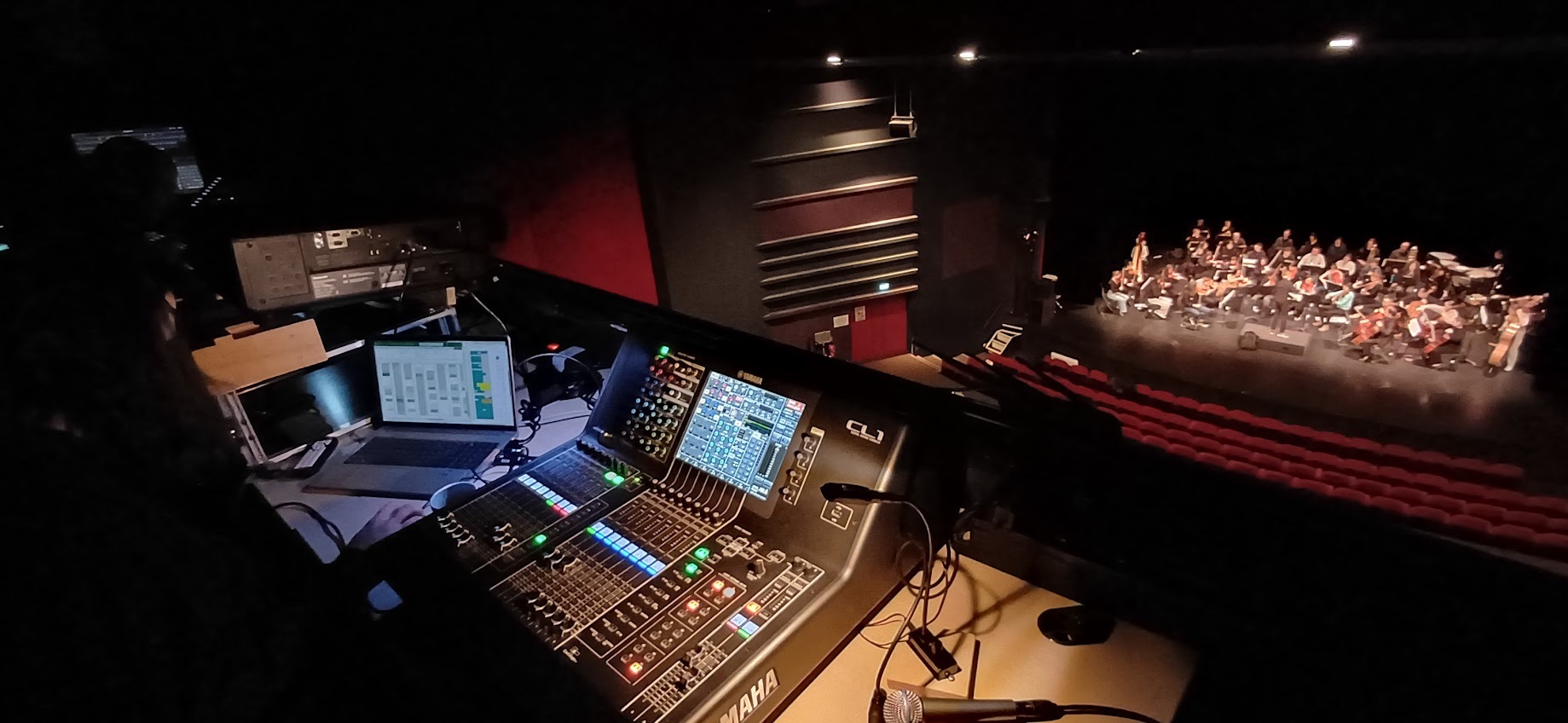 Visite du Théâtre Madeleine-Renaud et de ses studios d'enregistrement