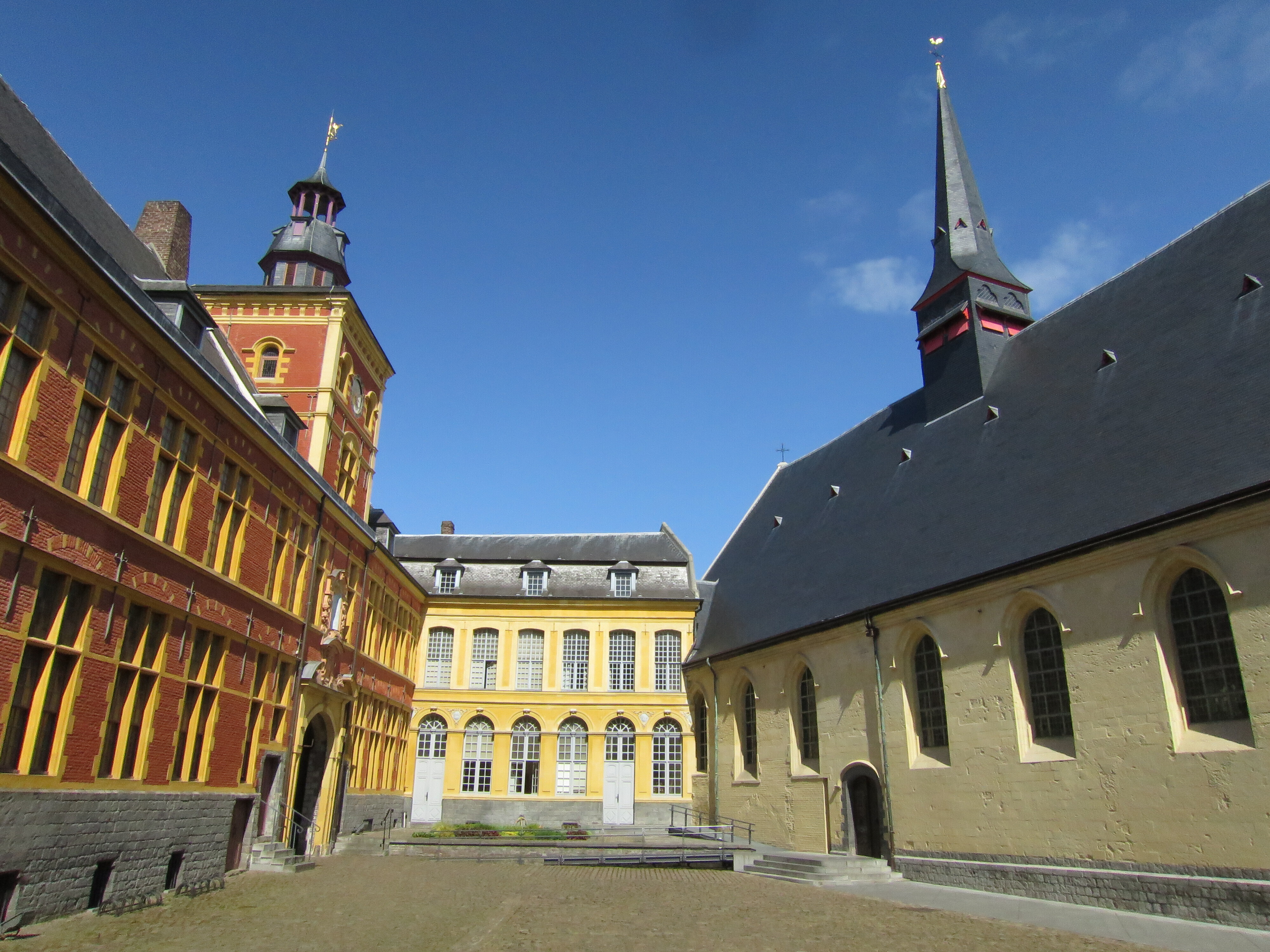 De l’hôpital médiéval au musée d’art et d’histoire de Lille