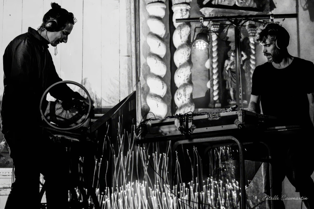 Bal electro trad avec Poolidor