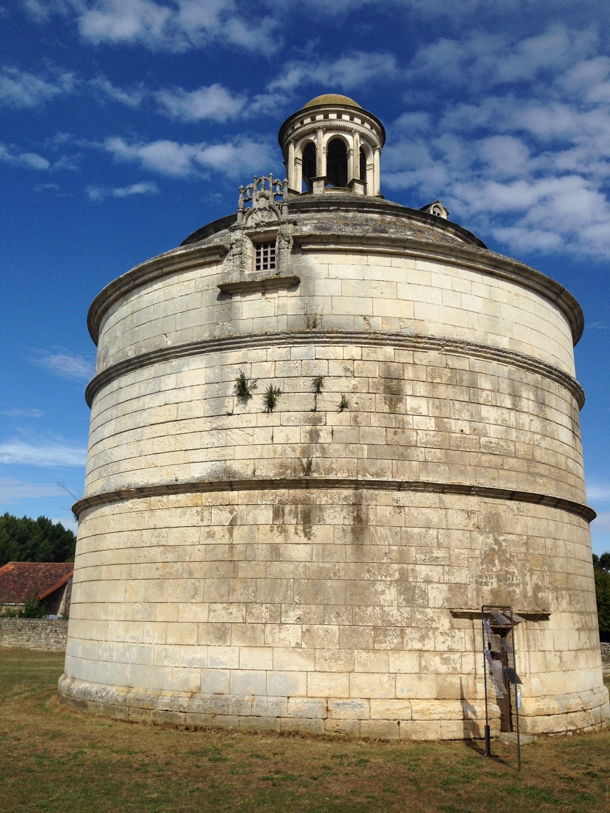 Visite libre du pigeonnier de Montierneuf