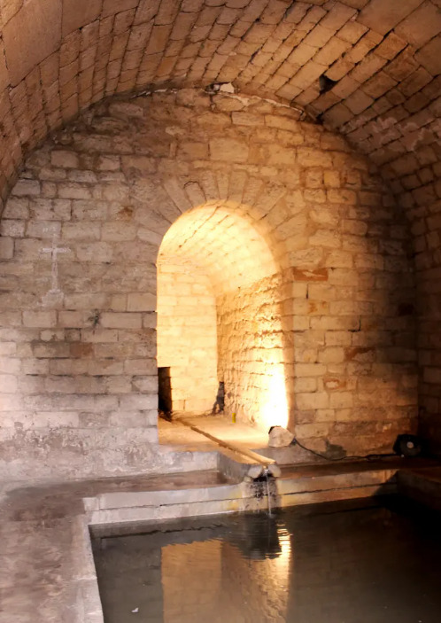 Visite de la Fontaine de la Pissotte