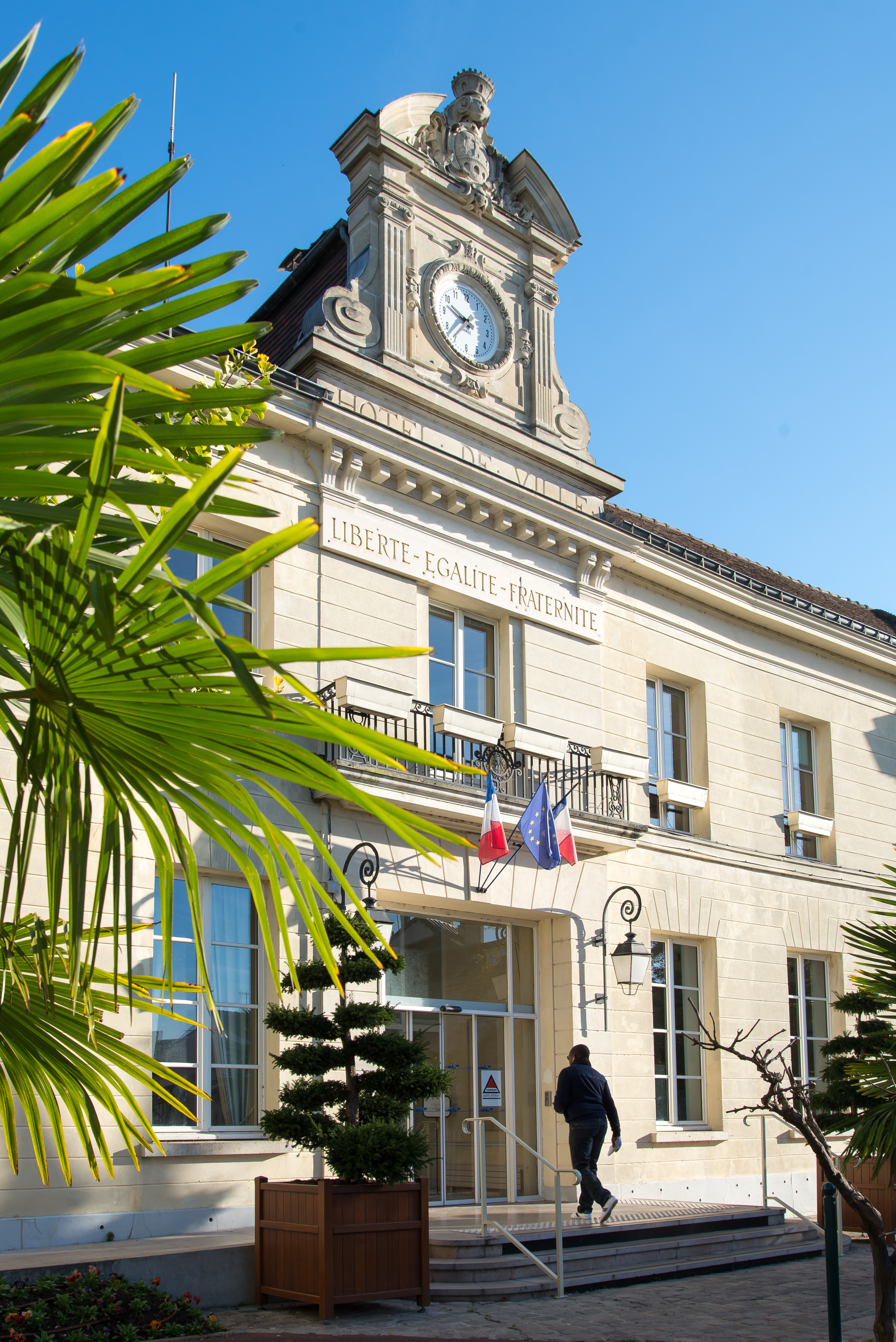 Rencontre avec Mme le Maire à l'Hôtel de Ville