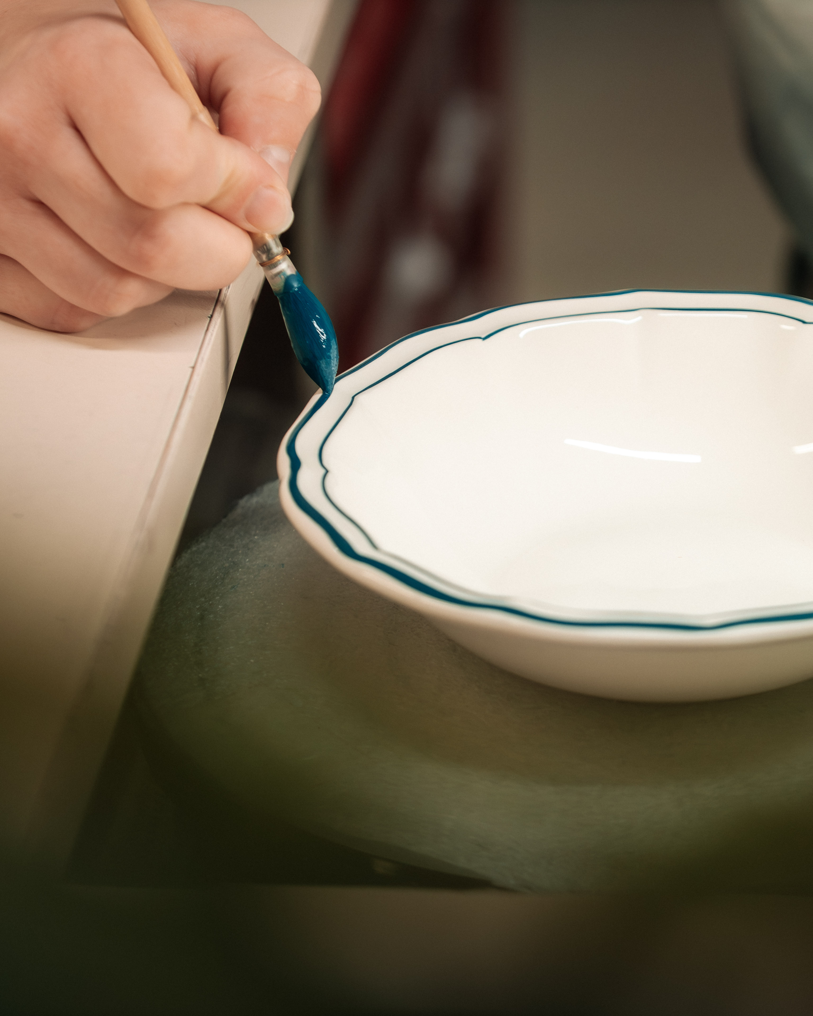 Atelier de peinture sur faïence